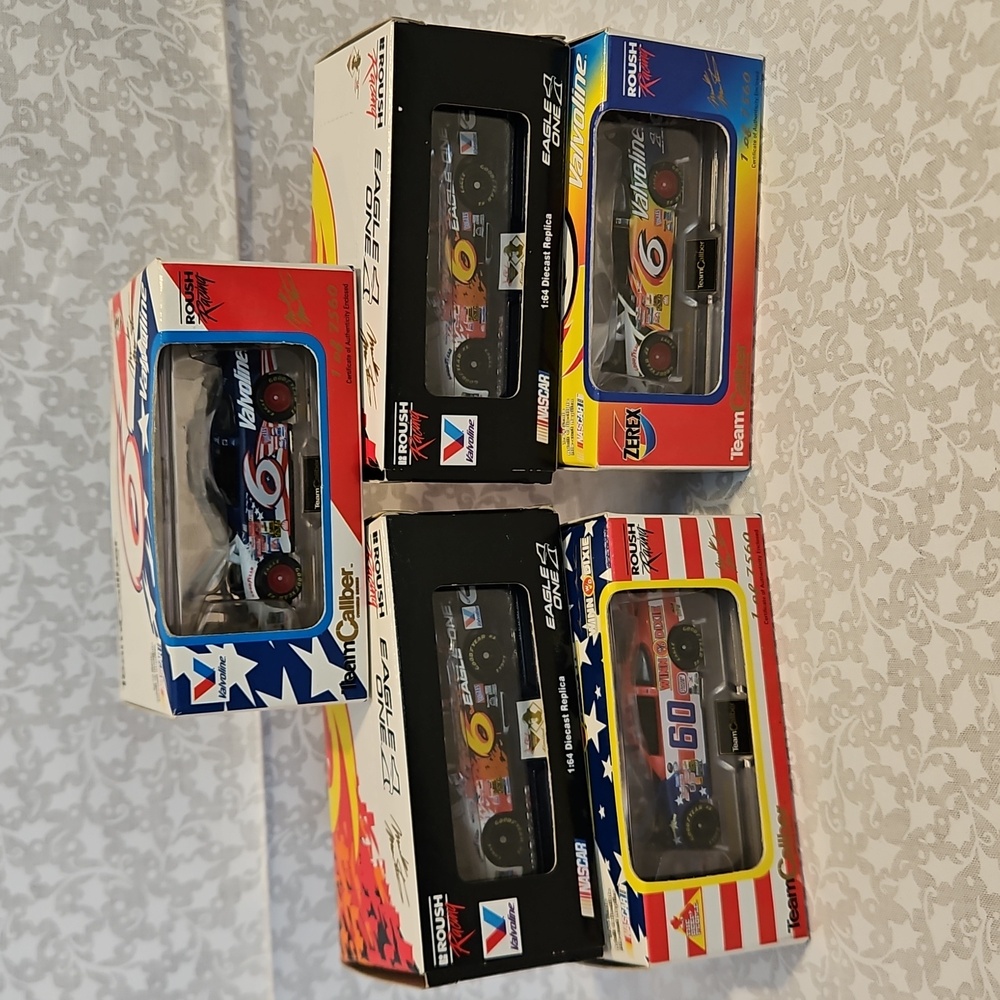 1999 2000 Mark Martin Limited Edition Team Caliber Roush Racing Cars